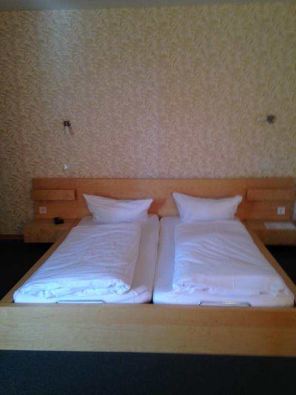 Hotel Oldenburger Hof Birkenfeld  Buitenkant foto